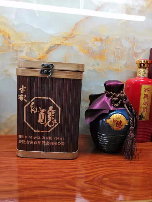 白酒貼牌成本解析與酒類經(jīng)營(yíng)指南